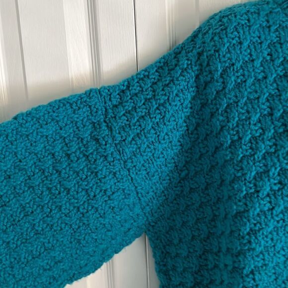 Women’s Handmade Teal Blue Wool Blend Sweater Size M/L (see measurements) - Picture 4 of 9
